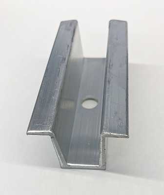 Mittelklemmen Aluminium blank unmontiert, Bohrung 9 mm, Länge: 70 mm